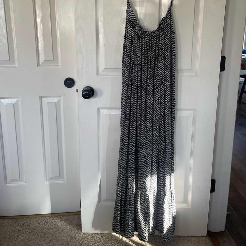 maternity maxi dress